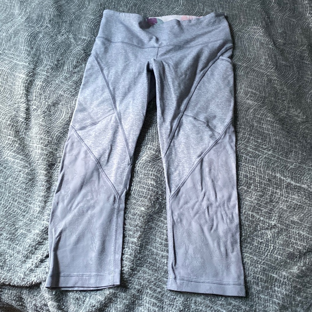 Lululemon grey leggings